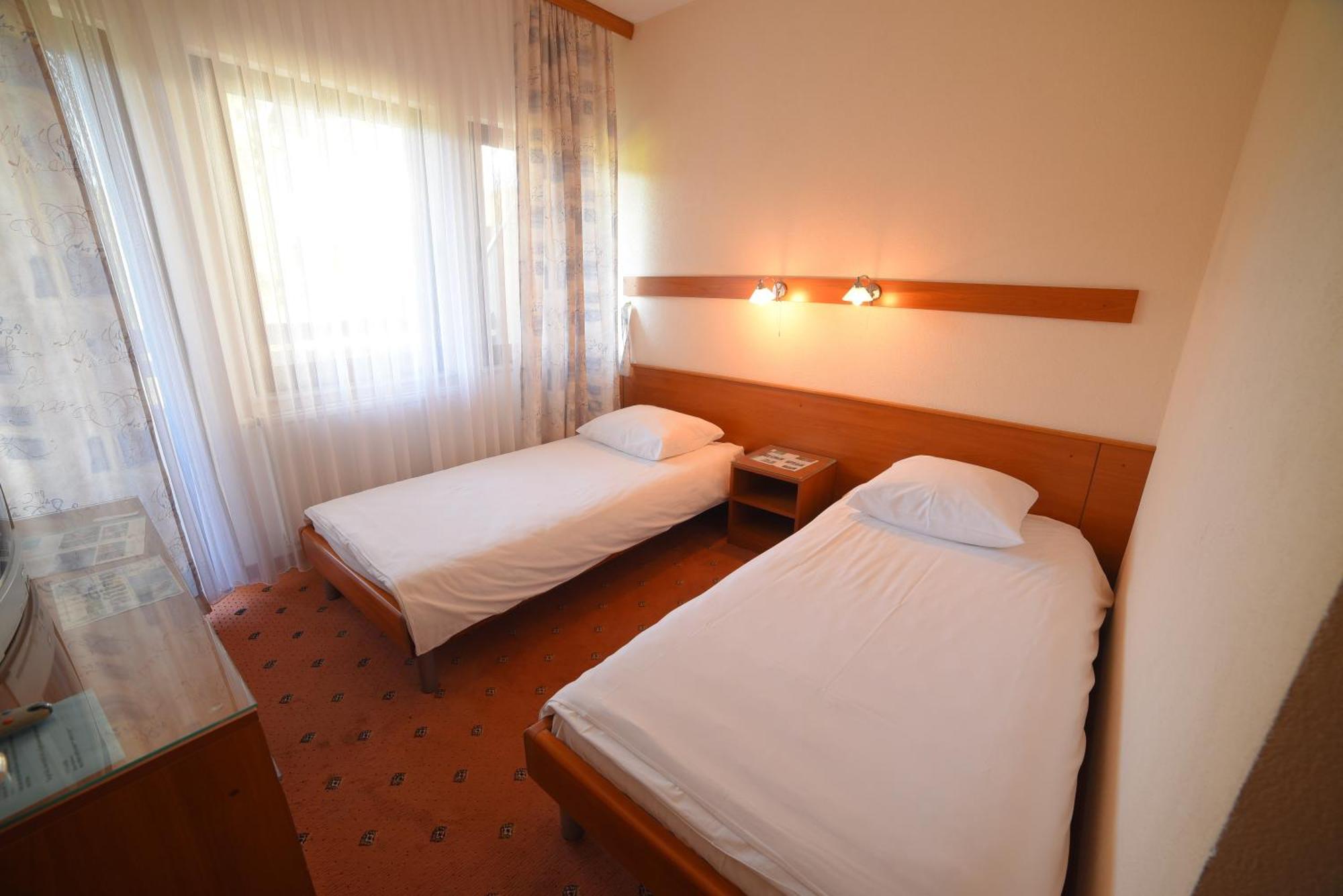 Hotel Ada Bihać Εξωτερικό φωτογραφία