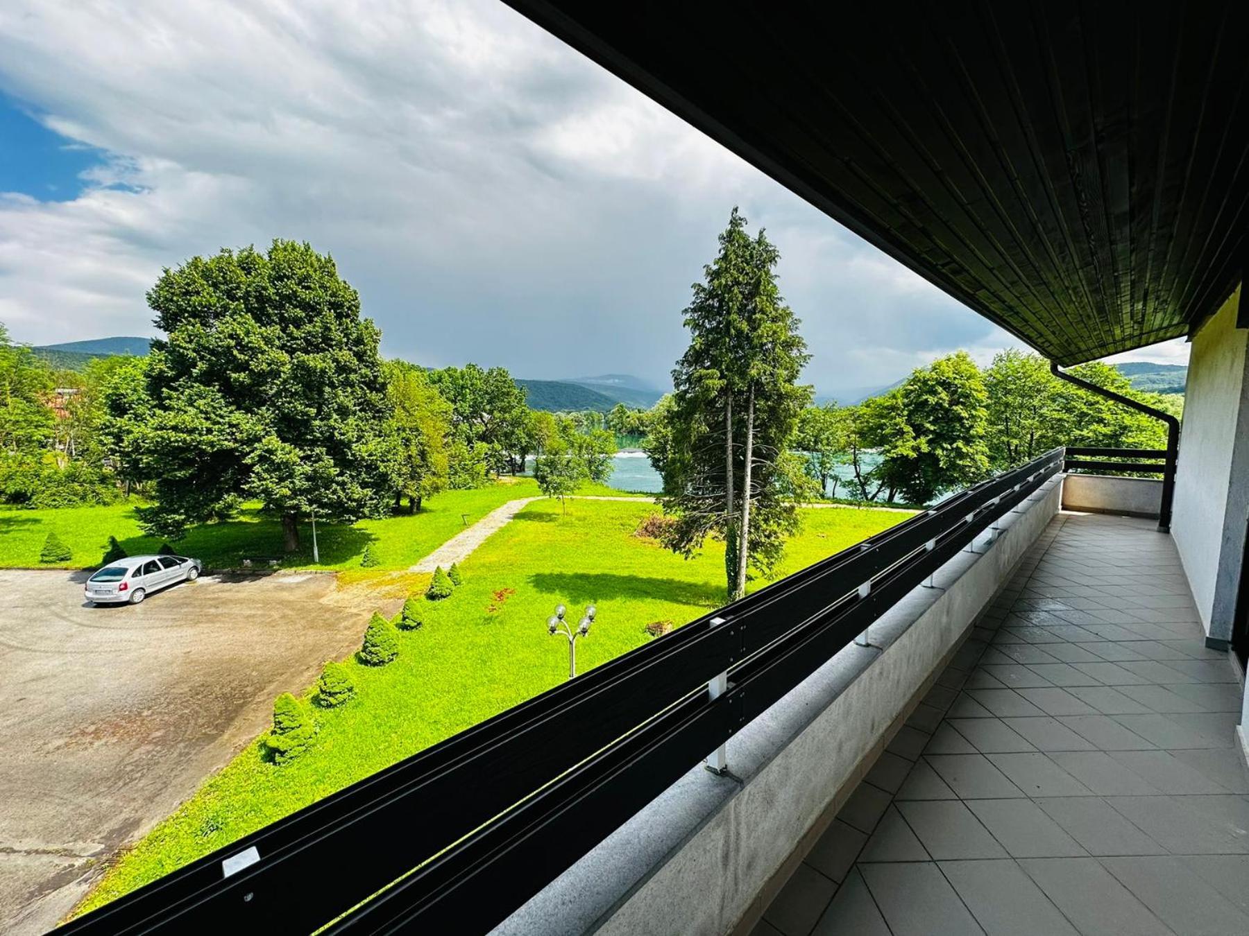 Hotel Ada Bihać Εξωτερικό φωτογραφία