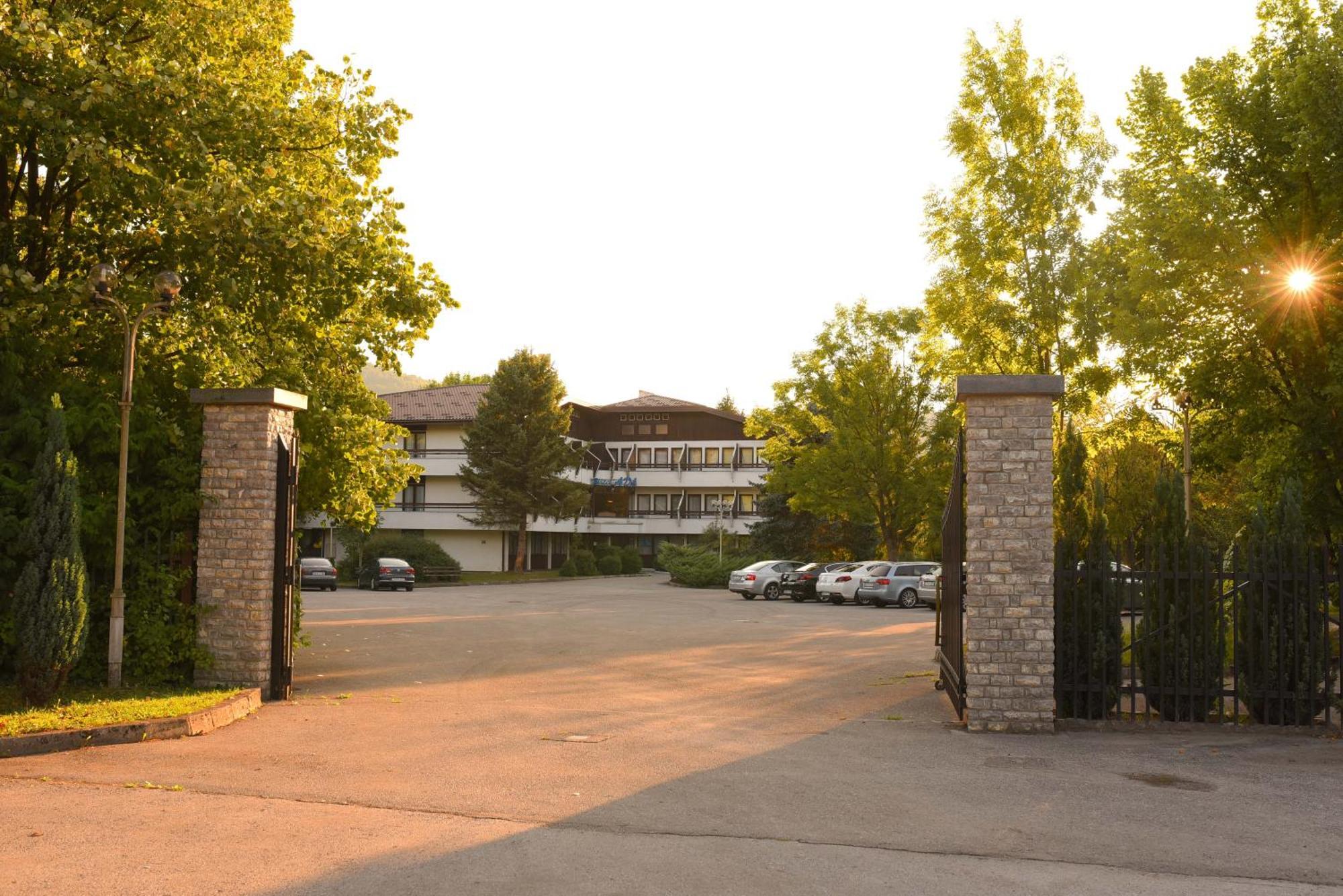 Hotel Ada Bihać Εξωτερικό φωτογραφία
